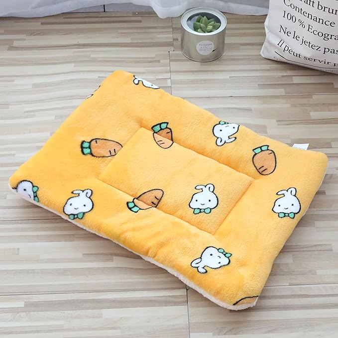 Self Warming Cat Bed, Heated Pet Pad for Indoor Cats, Energy-Free Thermal Plush Mat with Cute Carrot Design, Orthopedic Soft Warm Bed for Kittens & Senior Pets, Cozy Winter Dog Mat (27.17" x 18.9")