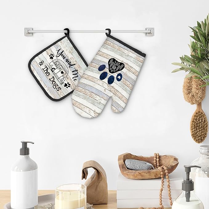 Camper Dog Lover Gifts Oven Mitts and Pot Holders Sets, Gifts for Camping Dog Lovers Kitchen Accessories Sets, Camping Dog Themed Heat Resistant Oven Glove Potholders for Rv Kitchen Cooking BBQ