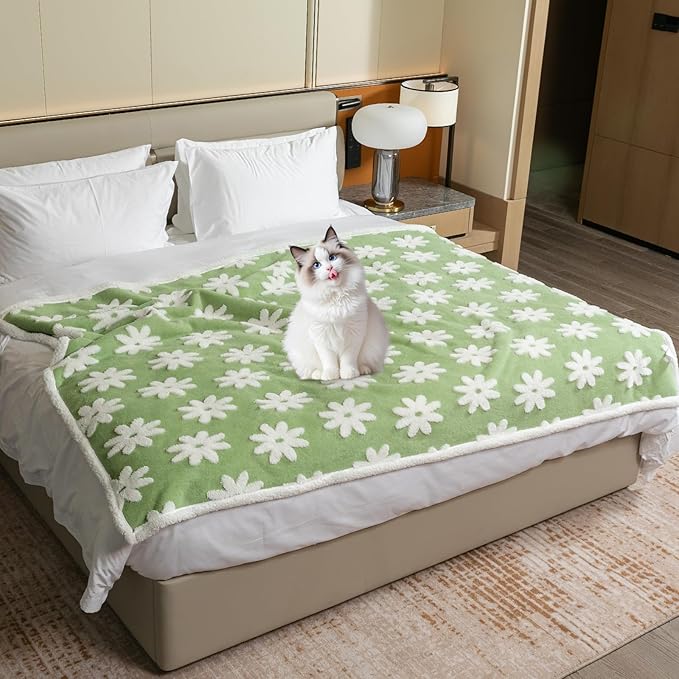 Maidewow Waterproof Pet Blanket,Dog Bed Covers Couch Sofa Stylish Jacquard Pets Throw Blankets for Puppy Cats Washable Reversible Furniture Protection Covers (Green Flower,XL)