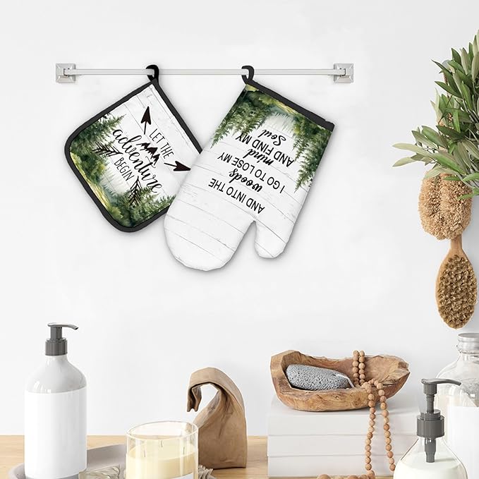 Camper Camping Gifts Oven Mitts and Pot Holders Sets, Camping Rustic Mountain Kitchen Accessories Sets, Rustic Into The Woods Heat Resistant Oven Glove Potholders for Kitchen Cooking Baking BBQ