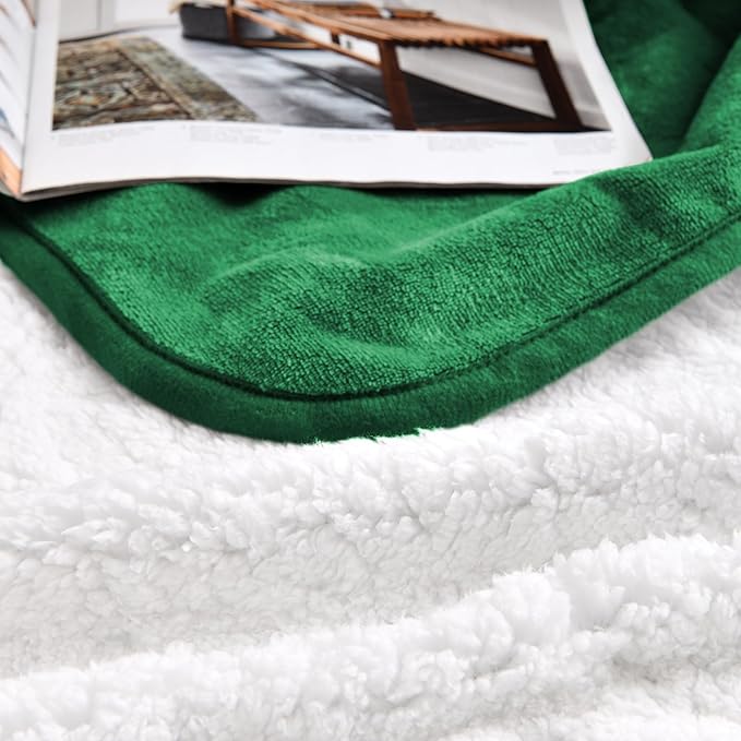 Yaning Waterproof Blanket for Bed Couch Sofa, Soft Liquid Pee Proof Pet Blanket for Dog Puppy Cat, Reversible Sherpa Fleece Furniture Protector (Green, 50x60 inches)
