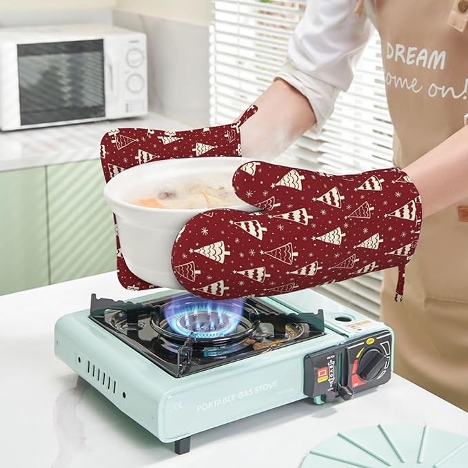Christmas Oven Mitts and Pot Holders Set, 4pcs Silicone Christmas Tree Oven Glove for Kitchen Heat Resistant Snowflake Oven Mitts and Potholders Non-Slip for Cooking