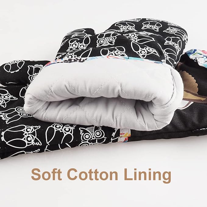 Oven Mitts, Heat Resistant with Soft Quilted Cotton Lining Set of 2, Fashion Animal Design with Silicone Printing Anti-Slip Kitchen Gloves for Safe Backing Cooking Barbecue（Black 2）