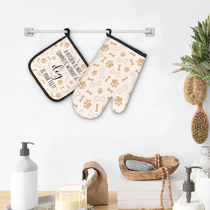 Dog Oven Mitts and Pot Holders Sets, Dog Lover Gifts for Women, Dog Paw Kitchen Accessories Sets, Complete Without a Dog at You Feet Heat Resistant Oven Glove Potholders for Kitchen Baking