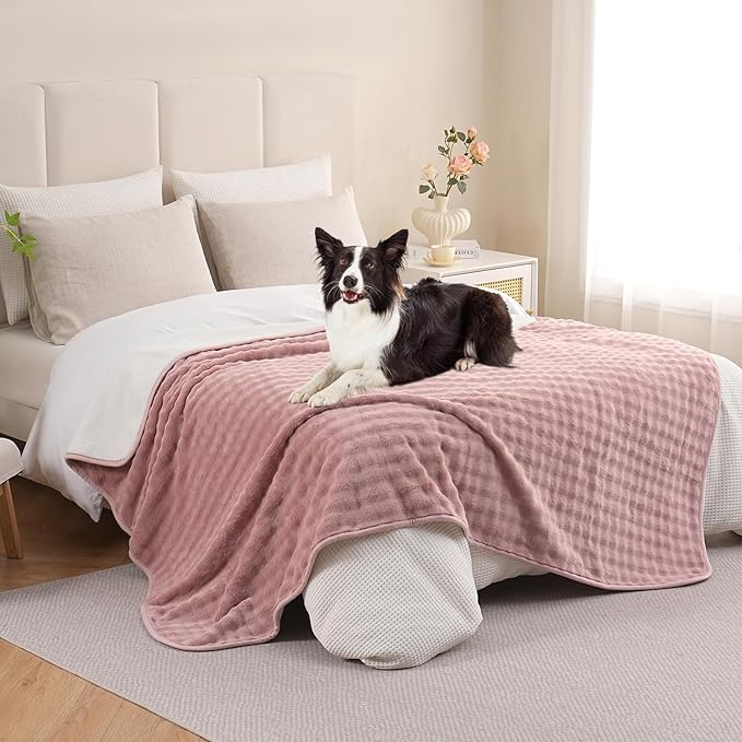 Yaning Waterproof Blanket for Bed Couch Sofa Car, Soft Leakproof Dog Blanket with 3D Bubble Pattern, Reversible Water Proof Pet Blankets for Dogs Cats Puppies (50"x60", Dusty Pink)