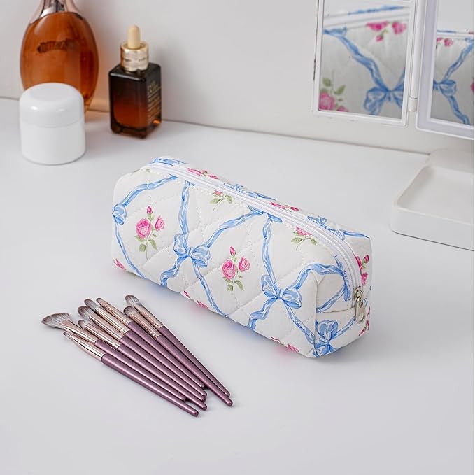 WHHJM Cute Floral Makeup Brush Bag Small Cotton Quilted Cosmetic Bag for Women Travel Toiletry Zipper Make Up Pouch (Blue Bowknot Rose)