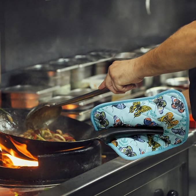 Pot Holders Set of 2 Heat Resistant 480℉ Kitchen 100% Cotton Comfortable Lining Printing Butterfly Flower Women Men Home Cooking Baking Microwave BBQ Gift (Butterfly potholders)