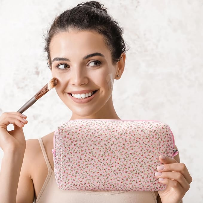 Paterr 10 Pcs Quilted Makeup Bag Bulk Cotton Floral Cosmetic Bag Women Girls Bridesmaid Gifts Cute Makeup Pouch Coquette Aesthetic Travel Toiletry Organizer(Purple Floral,7.87 x 4.72 x 3.15 Inches)