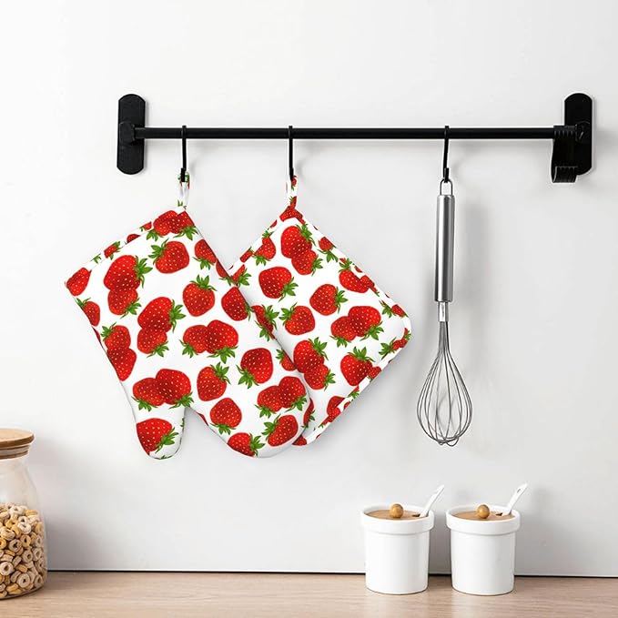 Cute Strawberry Oven Mitts and Pot Holders Sets Silicone Strawberries Kitchen Mitts Strawberry Potholders Heat Resistant 4Pcs Oven Gloves Hot Pads for Kitchen Baking Cooking BBQ Grilling