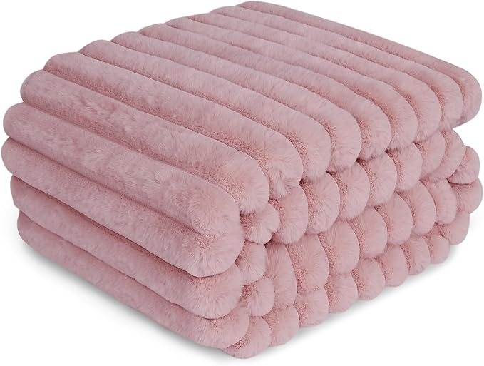 ZAKAPAWS Waterproof Dog Blanket for Small Dogs, Luxury Plush Washable Cats Blankets for Couch Protection, Super Soft Calming Pet Blanket for Indoors (Pink, 25"x35")