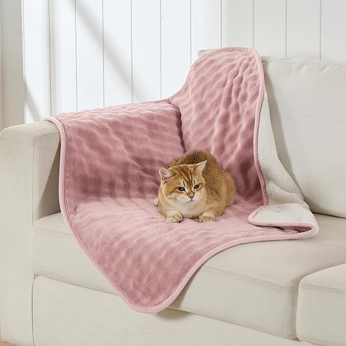 Yaning Waterproof Blanket for Bed Couch Sofa Car, Soft Leakproof Dog Blanket with 3D Bubble Pattern, Reversible Water Proof Pet Blankets for Dogs Cats Puppies (30"x40", Dusty Pink)