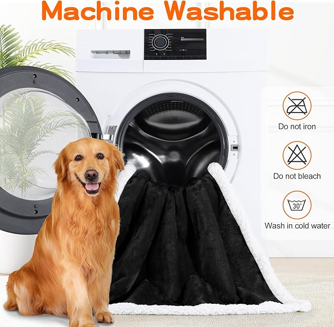 Smiry Waterproof Blanket Throw for Large Dogs Cats, Soft Reversible Dog Blanket for Sofa Couch Bed, Washable Leakproof Sherpa Fleece Furniture Couch Protector(30"x40", Black/White)