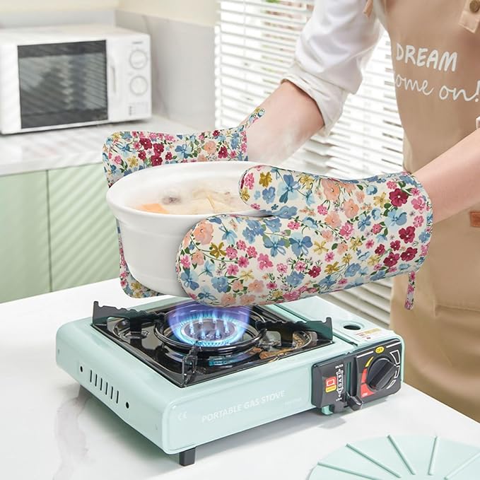 Wild Flowers Floral Meadow Oven Mitts and Pot Holders Set of 4 Silicone Kitchen Mitten Gloves and Non-Slip Potholders Set Heat Resistant Oven Gloves Hot Holders for Kitchen