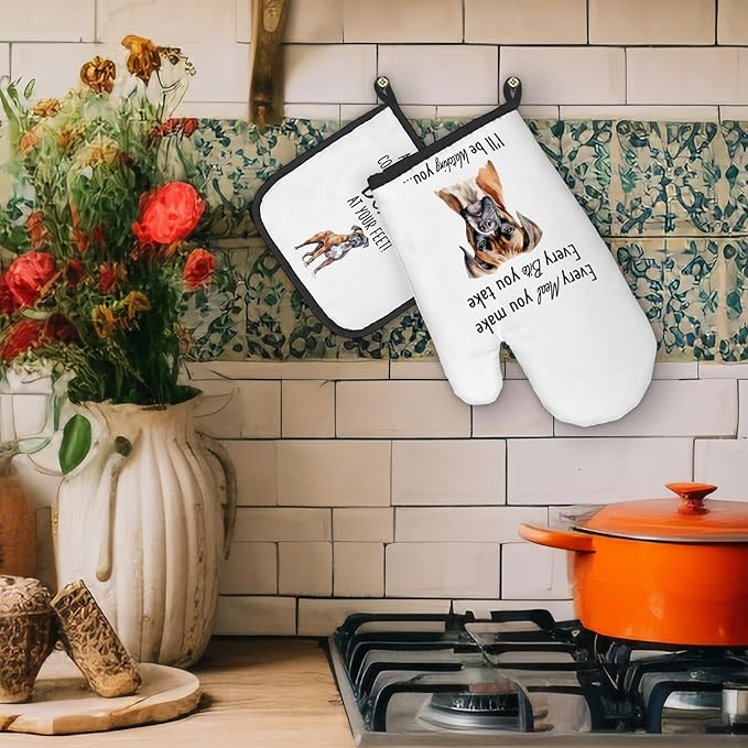 Boxer Dog Gifts Oven Mitts and Pot Holders Sets, Boxer Dog Decor Kitchen Accessories Sets, Complete Without a Boxer Dog Heat Resistant Oven Glove Potholders for Kitchen Baking Cooking