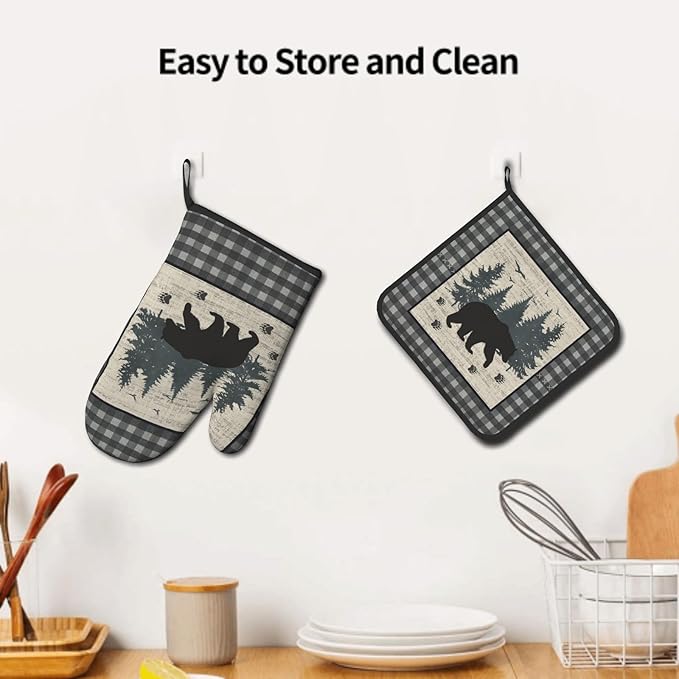 Rustic Vintage Bear Oven Mitt and Pot Holders 2Pcs Sets Heat Resistant Forest Cabin Wildlife Kitchen Gloves Potholder Farm Buffalo Plaid Hot Pads for Chef Cooking, Baking, Grilling