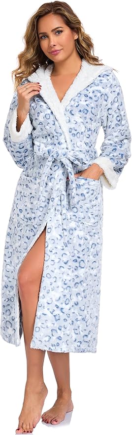 RONGTAI Womens Plush Fleece Hooded Bathrobe, Thick Nightgown Long Robe Sleepwear with Two Side Pockets and Belt