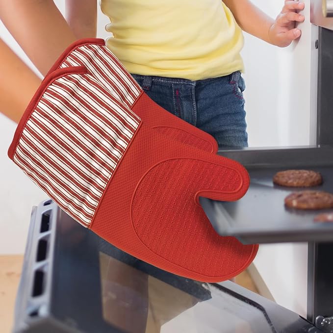 Homewear Marlow Silicone Extra Long Oven Mitt 2 Piece Set, Heat and Slip Resistant, Recycled Cotton with Soft Lining, Thick Kitchen Gloves for Cooking, Red