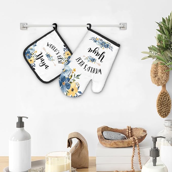 Yaya Gifts Oven Mitts and Pot Holders Sets, Gifts for Yaya from Grandkids Kitchen Decor Accessories Sets, World’s Best Yaya Heat Resistant Oven Glove Potholders for Kitchen Cooking Baking