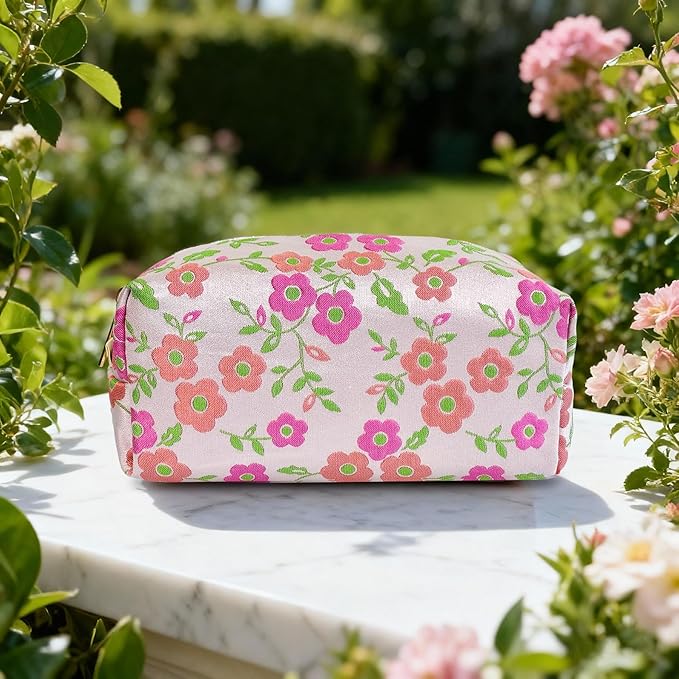 STARDW Cute Floral Makeup Bag for Women, Large Capacity Travel Toiletry Bag with Zipper and Canvas Lining