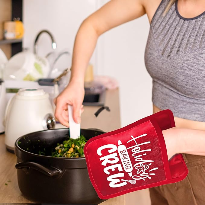 Christmas Holiday Baking Crew Pot Holders with Pockets, Red Christmas Gingerbread Baker Oven Pot Holders Heat Resistant Oven Mitts Hot Pads for Kitchen Baking Cooking