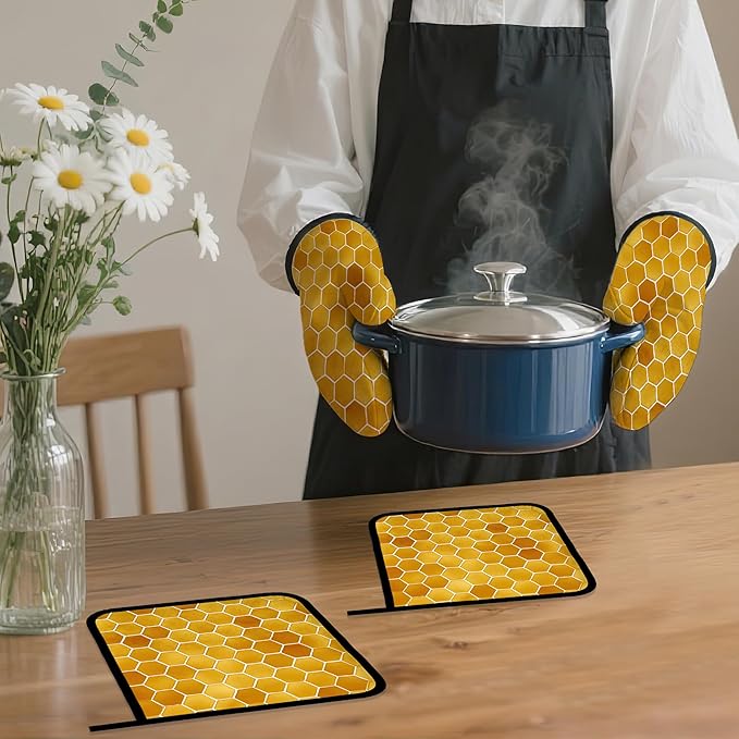 Honeycomb Oven Mitts and Pot Holders Set,Bee Kitchen Decor Heat Resistant Non Slip Hot Pads and Oven Mitt for Chef Cooking Baking BBQ Mom Girl Gifts(4 Piece Set)