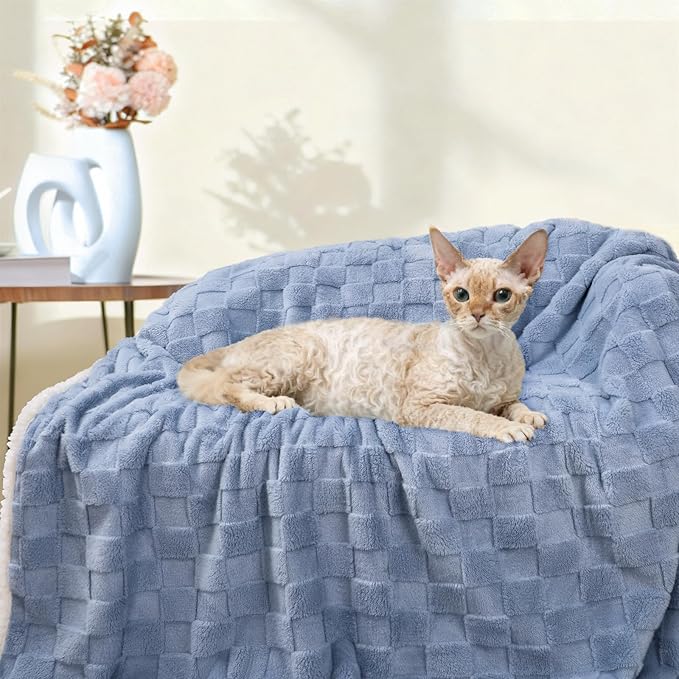 Luciphia Waterproof Dog Blanket for Large Dogs Washable Soft Sherpa Fleece Cat Blankets with 3D Jacquard Cozy Calming Reversible Bed Couch Protector Furniture Protection for Pet,Blue White, 85x57 inch