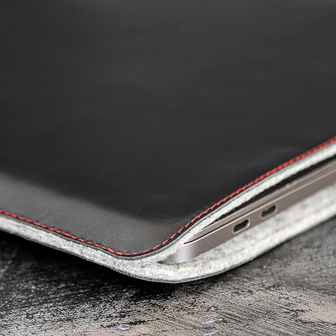 Casemade Real Leather Laptop Sleeve for MacBook Pro & Air Fits 13, 14, 15 & 16 Inch - Genuine Full Grain Leather with Soft Wool Lining (15 inch - Air M2/M3/M4)