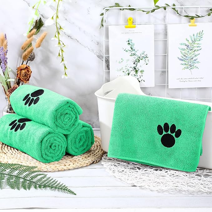 Chumia 4 Pack Dog Towels for Drying Pet Grooming Absorbent Dogs Soft Microfiber Quick Drying Winter Large Medium Small Puppy Bath Towels for Kitten Cats Pets(16 x 31 Inch,Green)