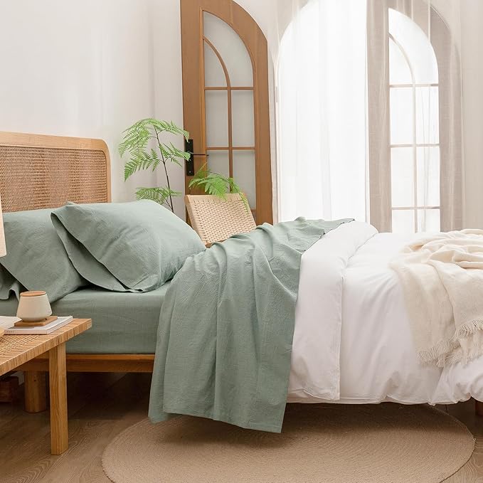BESTOUCH Sheet Set 100% Washed Cotton Linen Feel Super Soft Comfortable Chic Lightweight 4 Pcs Home Bedding Set Solid Green Cal King