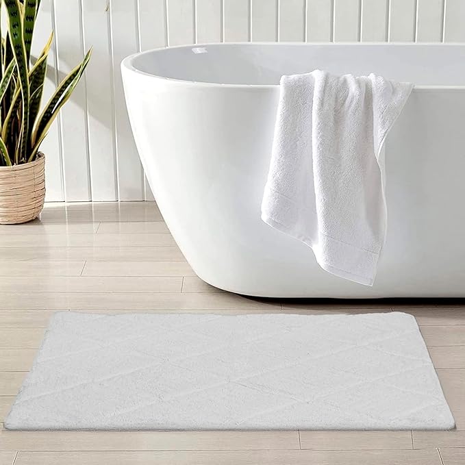 C23 Luxury 2200 GSM Heavyweight Bath Mat | 100% Tufted Cotton | 20"x32" White | Thick & Plush Bathroom Rug | Ultra-Absorbent, Quick Dry, Anti-Slip Natural Latex Back, Machine Washable, 1 Piece
