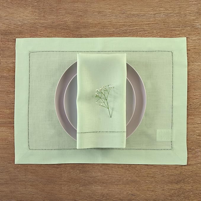 Solino Home Linen Cloth Napkins Set of 4-100% Pure Linen Light Green Dinner Napkins 20 x 20 Inch for Spring, Easter, St Patricks Day - Classic Hemstitch, Handcrafted and Machine Washable