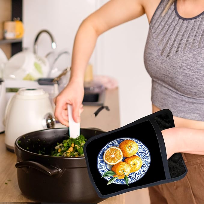 Chinoiserie Orange Fruit Pot Holders with Pockets, Blue and White Grandmillennial Oranges Fruit Oven Pot Holders Heat Resistant Oven Mitts Hot Pads for Kitchen Baking Cooking