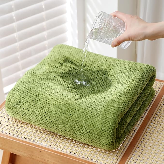 Akzpe 40x80 Inches Bath Sheets Towels for Adults Oversized Bath Towels Extra Large Luxury Super Soft Absorbent Quick Dry Microfiber (Sage Green, 2PCS)