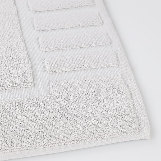 Superior 100% Cotton Bathmat Set, Bath Mats, Bathroom Decor, Shower, Bathtub Essentials, Home Accessories, Washable Rug, No Backing, Heavyweight, Leo Collection, Set of 2, 22" x 35", Silver
