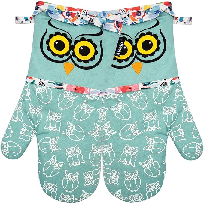 Oven Mitts, Heat Resistant with Soft Quilted Cotton Lining Set of 2, Fashion Animal Design with Silicone Printing Anti-Slip Kitchen Gloves for Safe Backing Cooking Barbecue (Green 2)