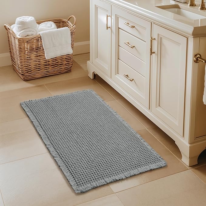 SUBRTEX Waffle Braided Bath Mat, 16" x 24" Soft Waffle Bath Rugs, Absorbent Non Slip Bathrooom Mats, Machine Washable Area Rug for Bathroom, Quick Dry, Gray