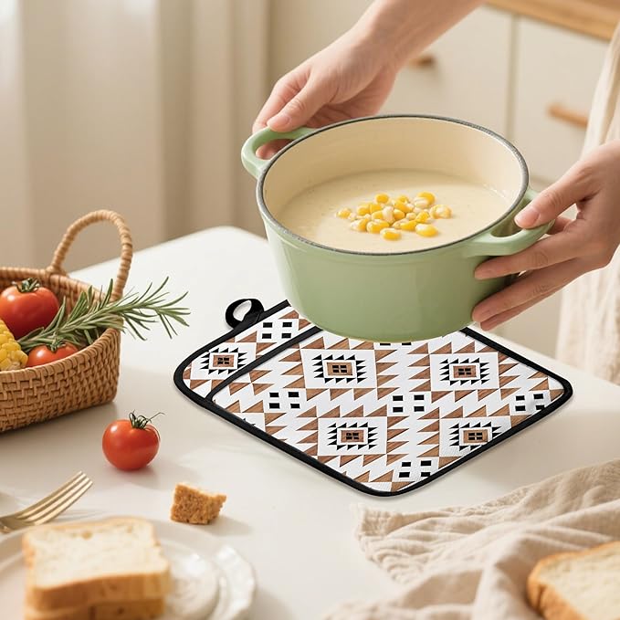 Boho Western Aztec Pot Holders 2 Pack Set, Western Kitchen Decor, Vintage Farmhouse Aztec Southwestern Heat Resistant Oven Hot Pads for Kitchen Countertop Baking Cooking，070 Potholder