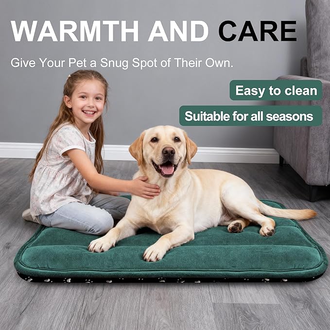 Fogkiss Dog Bed Mat, Reversible Dog Crate Pad with Washable Kennel Mat and Soft Foam, Flat Pet Bed for Dogs & Cats, for Crates Carriers & Travel (Green, 34" L*20" W*1.5" Th)