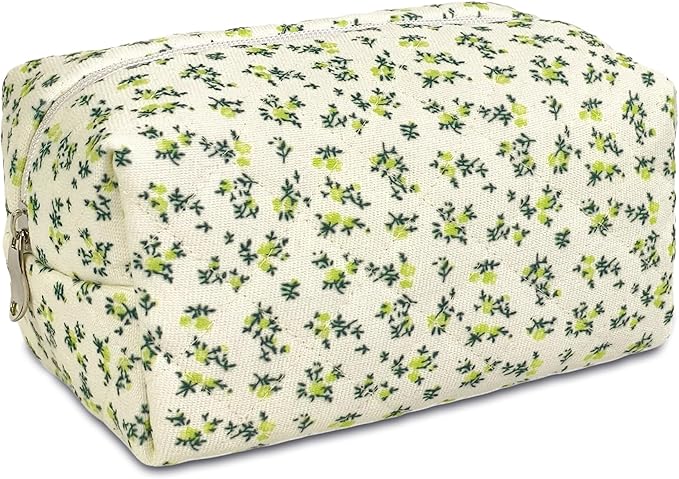 STARDW Cute Quilted Floral Makeup Bag for Women, Large Capacity Travel Toiletry Bag with Zipper and Canvas Lining
