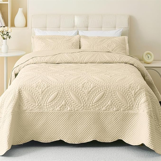 Cmfshape Oversize King Bedspread 114"x102",3 Pieces California King Size Quilt,Lightweight Beige Quilt Set for All Season,Modern Coin Pattern Bedding Set(1 Quilt,2 Pillowshams)