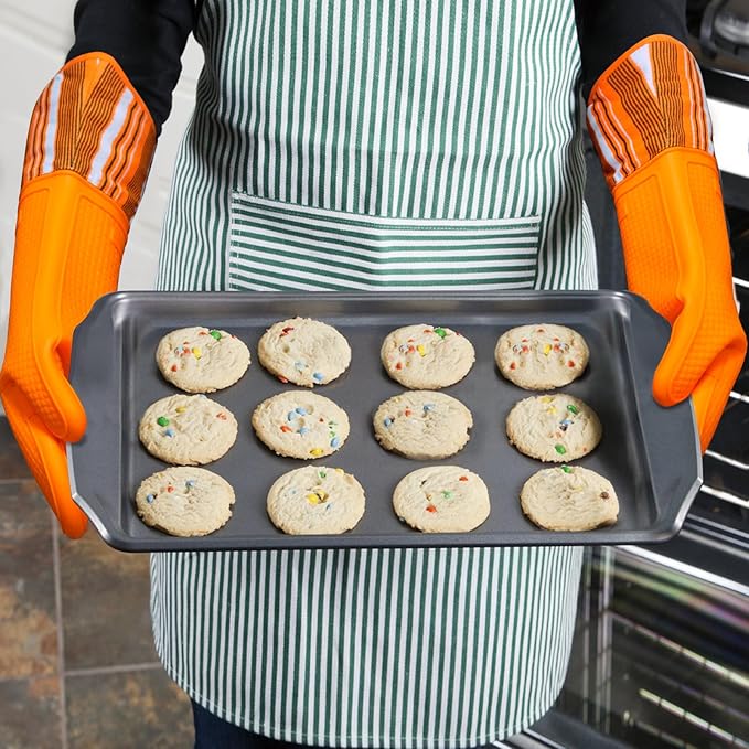Oven Mitts Heat Resistant Silicone Kitchen Gloves for 550 Degrees with Waterproof and Non-Silp, Oven Gloves for Baking Cooking Barbecue Microwave Machine Washable (Extra Long Orange, 2)