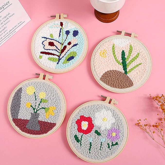 Allazone 4 Set Punch Needle Kits, 15 cm Embroidery Starter Kits, Punch Needle Tool Threader Fabric Embroidery Hoop, Yarn and Home Decor