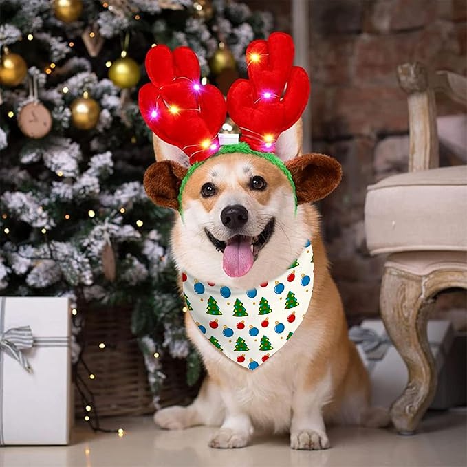 Christmas Dog Bandanas Reversible 2 Pack, Cute Santa Claus Xmas Tree Christmas Pet Bandanas Set Adjustable Triangle Winter Xmas Holiday Scarves for Medium Large Extra Large Boy Girl Dogs