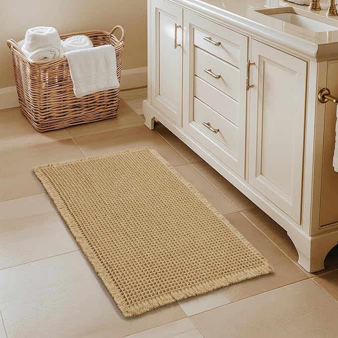 SUBRTEX Waffle Braided Bath Mat, 16" x 24" Soft Waffle Bath Rugs, Absorbent Non Slip Bathrooom Mats, Machine Washable Area Rug for Bathroom, Quick Dry, Khaki