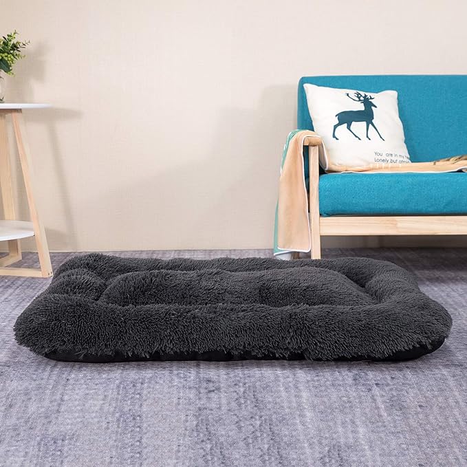 Coohom Deluxe Plush Dog Bed Pet Cushion Crate Mat,Fulffy Comfy Kennel Anti-Slip Washable Pad for Medium Large X-Large Dogs(XX-Large, Black)