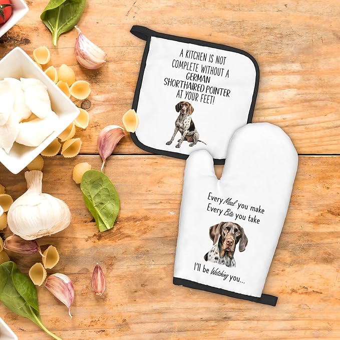 German Shorthaired Pointer Gifts Dog Oven Mitts and Pot Holders Sets, German Shorthaired Pointer Dog Decor Kitchen Accessories Sets, Dogs Heat Resistant Oven Glove Potholders for Kitchen Baking