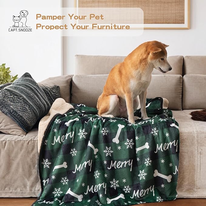 CAPT.SNOOZE Waterproof Dog Blankets Pet Blanket 50"x60", Soft Fluffy Sofa Car Bed Protector, Reversible Sherpa Fleece Dog Blanket for Large Dogs Christmas Decor(Christmas Green)