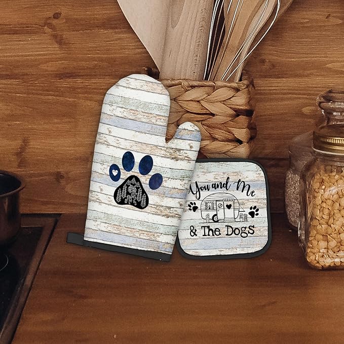 Camper Dog Lover Gifts Oven Mitts and Pot Holders Sets, Gifts for Camping Dog Lovers Kitchen Accessories Sets, Camping Dog Themed Heat Resistant Oven Glove Potholders for Rv Kitchen Cooking BBQ