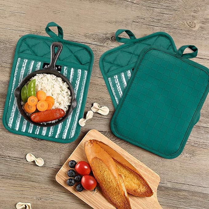 Silicone Pot Holders Set of 3 Heat Resistant & Non Slip Potholders, Professional Oven Hot Pads with Pockets Mitts for Kitchen Cooking Baking Barbecue (Emerald Green, 3)