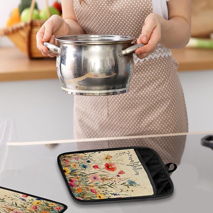 Wildflower Pot Holders with Pockets, Rustic Cottagecore Vintage Floral Botanical Oven Pot Holders Heat Resistant Oven Mitts Hot Pads for Kitchen Baking Cooking